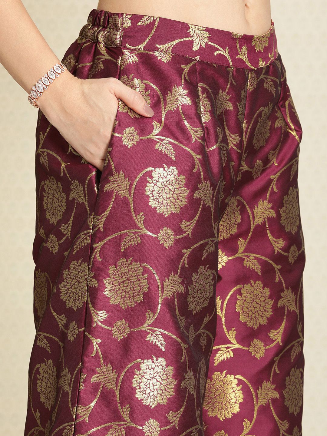 Dhiyona PD Women Women Jashn Floral Self-Design Kurta & Palazzos With Dupatta
