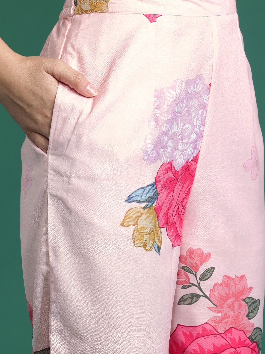Floral Printed Kurta with Trousers