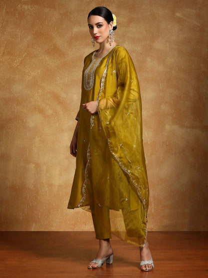 Dhiyona VA Women'sFloral Embroidered Zari Straight Kurta With Trousers And Dupatta