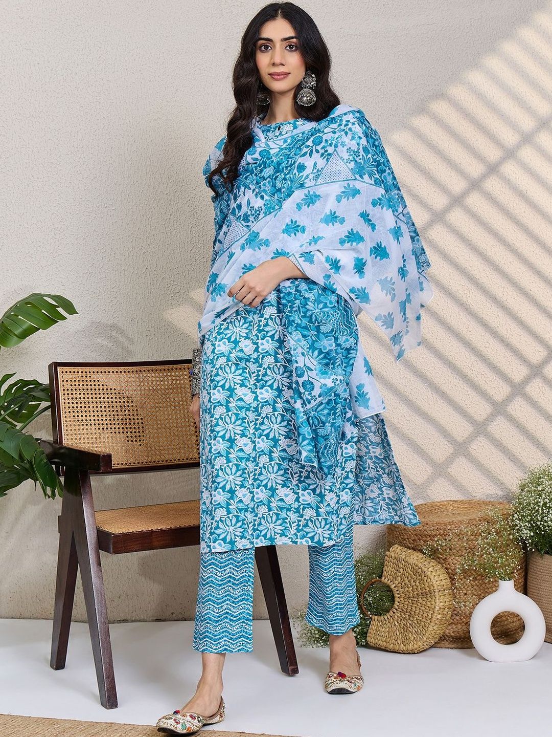 Women Floral Printed Regular Pure Cotton Kurta With Trousers & Dupatta