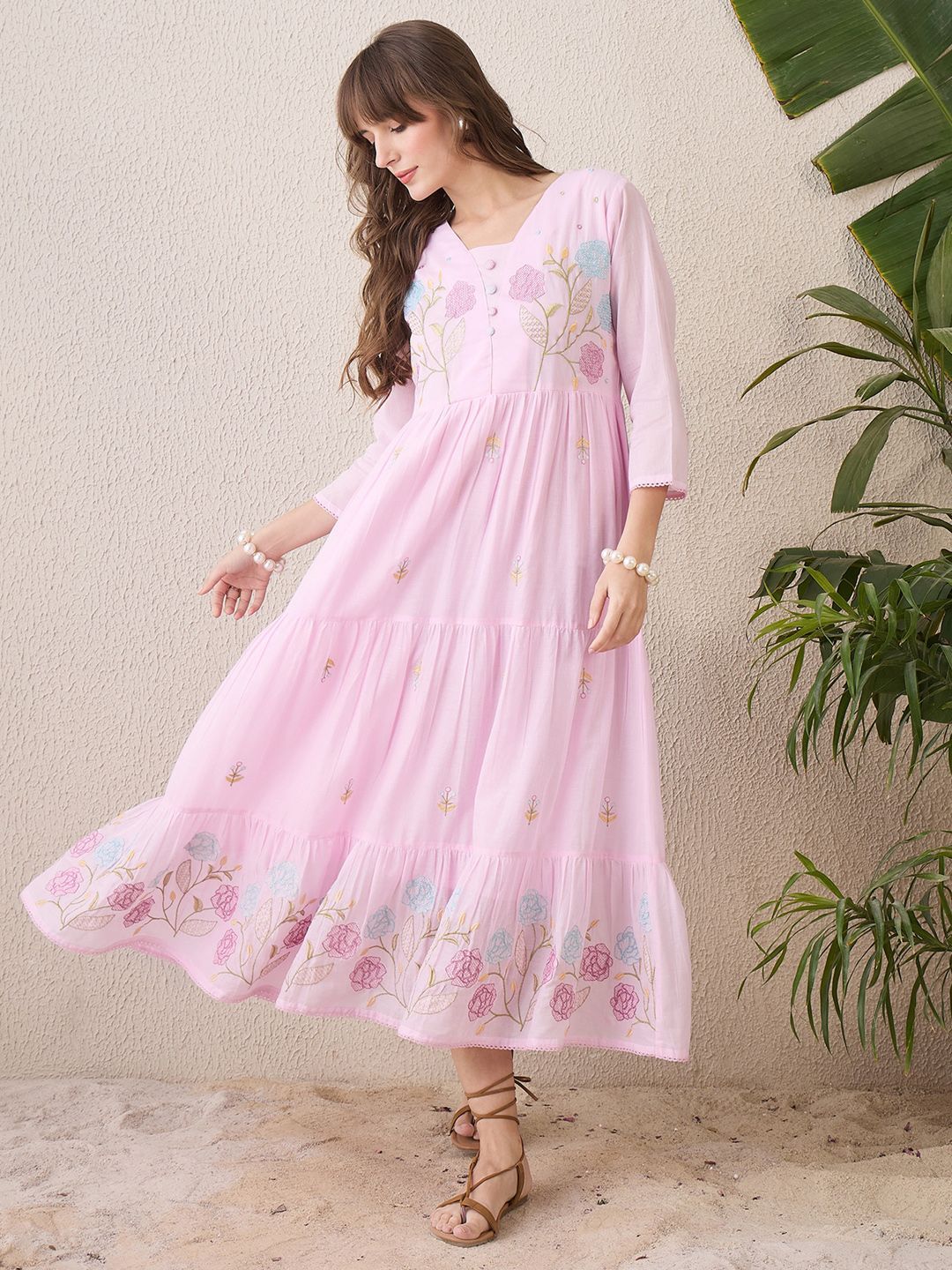 Dhiyona IE Women Floral Embroidered Thread Work Floral Anarkali Kurta