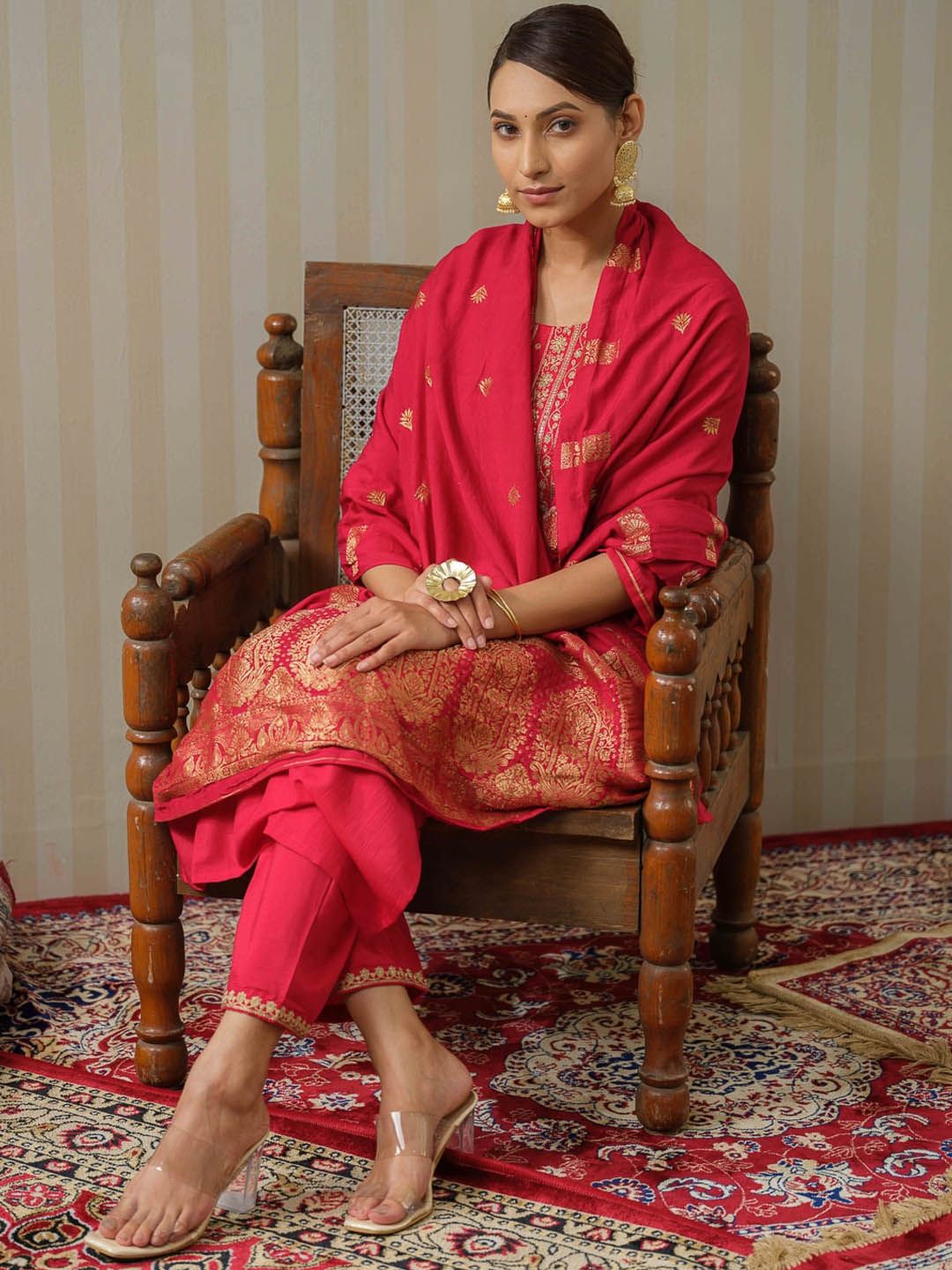Dhiyona OD  Pink Ethnic Motifs Straight Kurta & Trousers With Dupatta