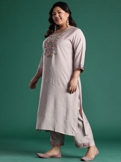 Floral Embroidered Regular Thread Work Round Neck Kurta with Trousers & Dupatta