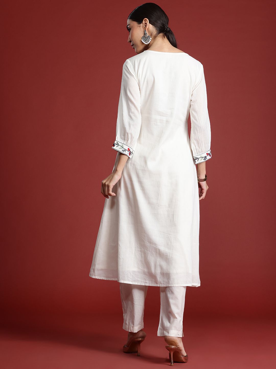 Floral Embroidered Panelled Thread Work Pure Cotton Kurta with Trousers