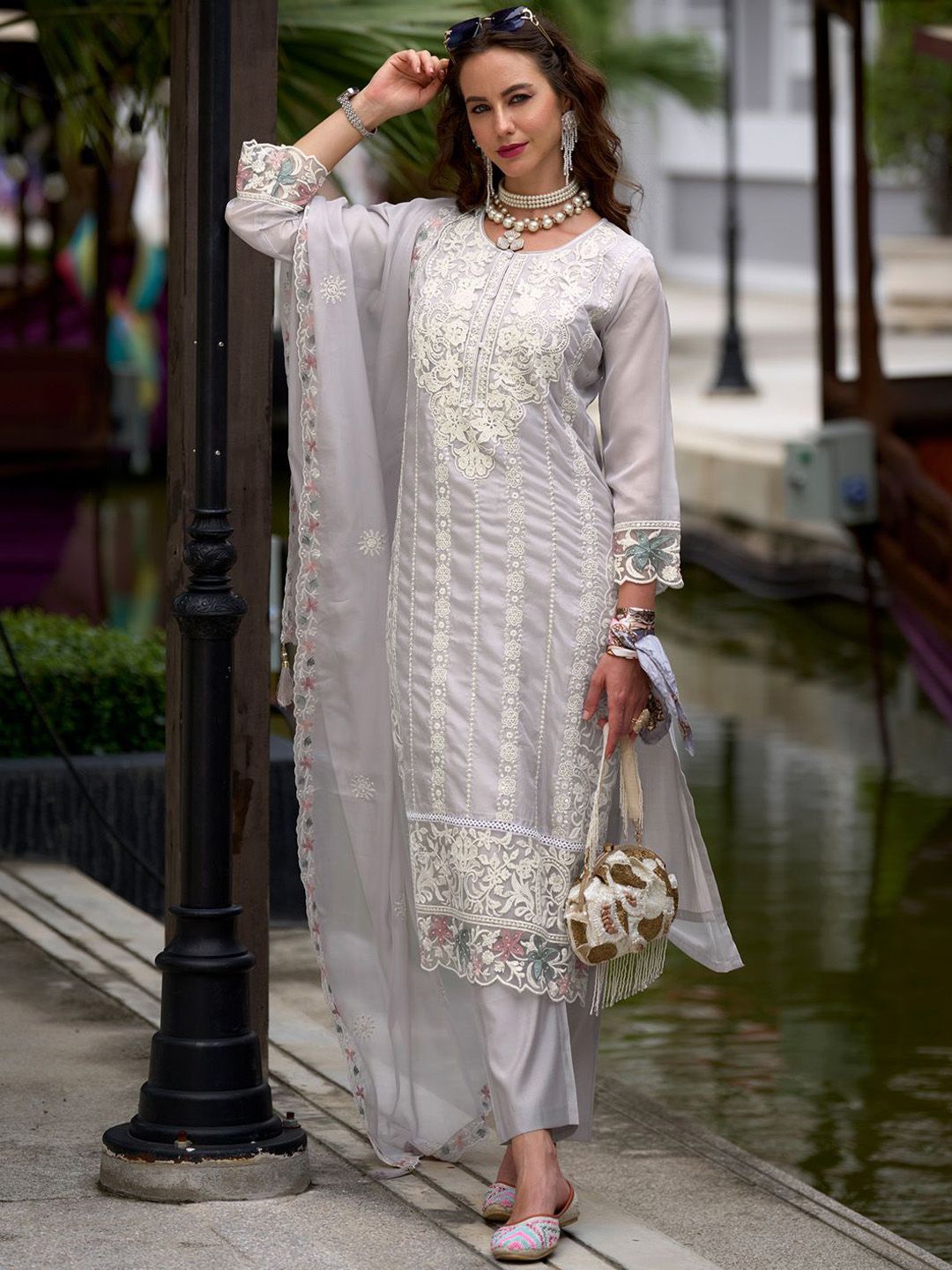 Floral Embroidered Sequinned Straight Kurta with Trouser & Dupatta