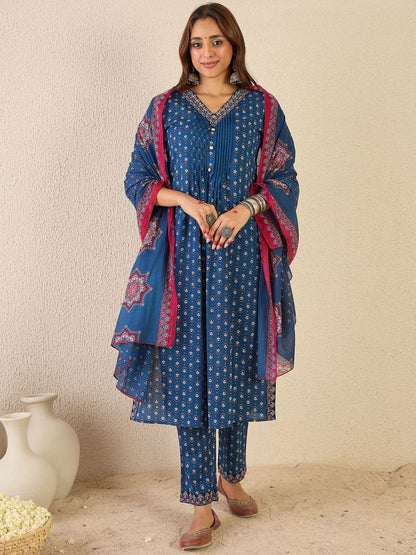 Women Ethnic Motifs Printed Thread Work Kurta with Trousers & With Dupatta