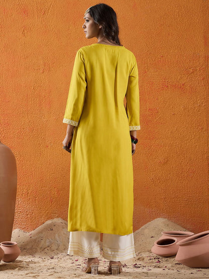 Dhiyona IE Floral Embroidered Thread Straight Kurta