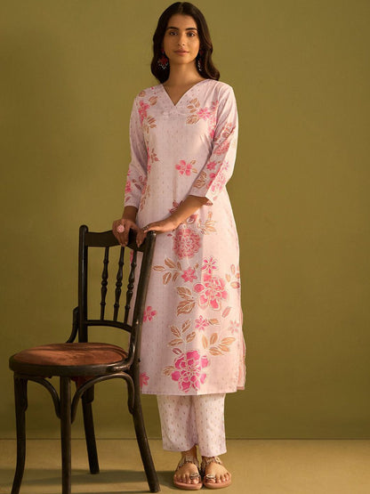 Dhiyona IE Women Floral Printed Regular Kurta with Trousers