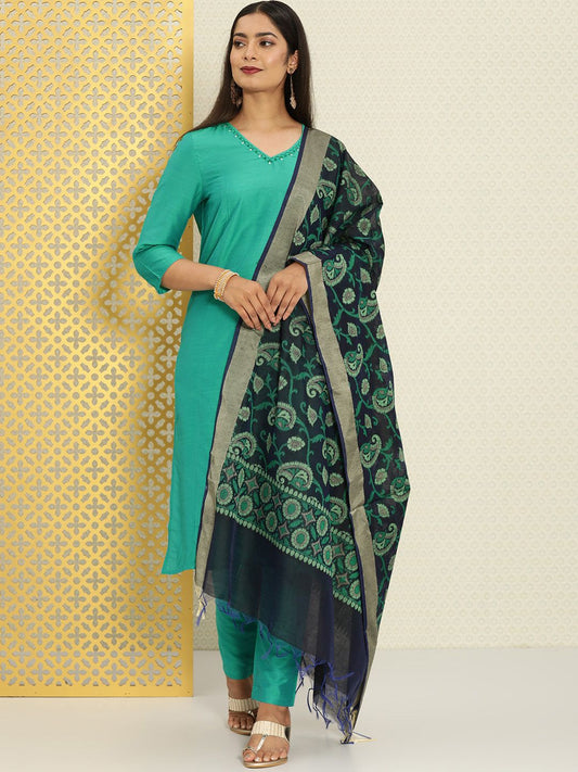 Dhiyona PD Women Women Blue Solid Pure Cotton Jashn Kurta with Trousers & Dupatta