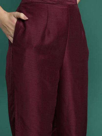 Women Floral Embroidered Thread Work Kurta with Trousers & Dupatta