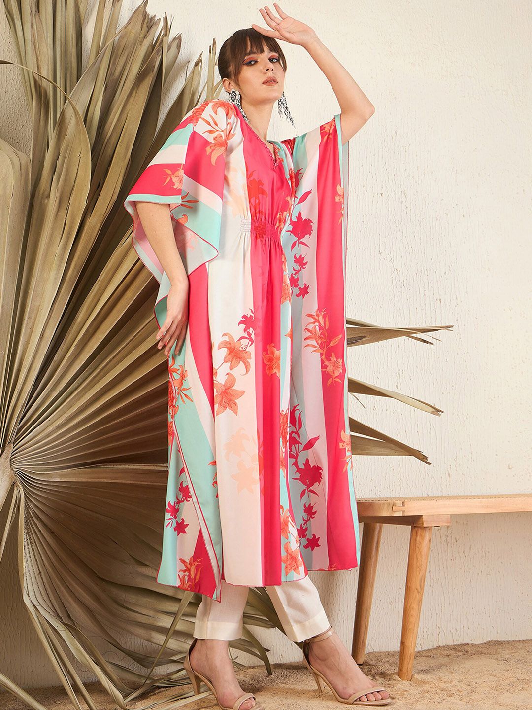 Dhiyona IE Women Floral Printed Gotta Patti Kurta