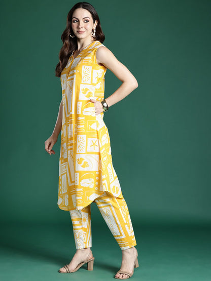 Dhiyona IE Geometric Printed Pleated Pure Cotton Kurta with Trousers