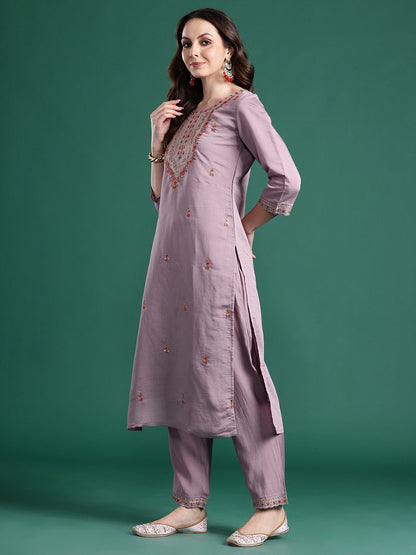 Dhiyona IE Floral Embroidered Kurta with Trousers & Dupatta