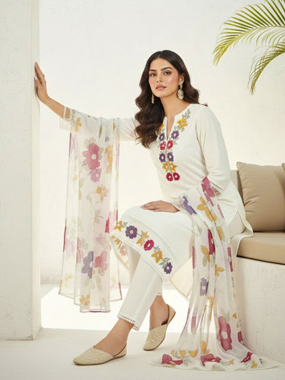 Dhiyona CH Women Floral Embroidered Regular Thread Work Kurta with Trousers & With Dupatta