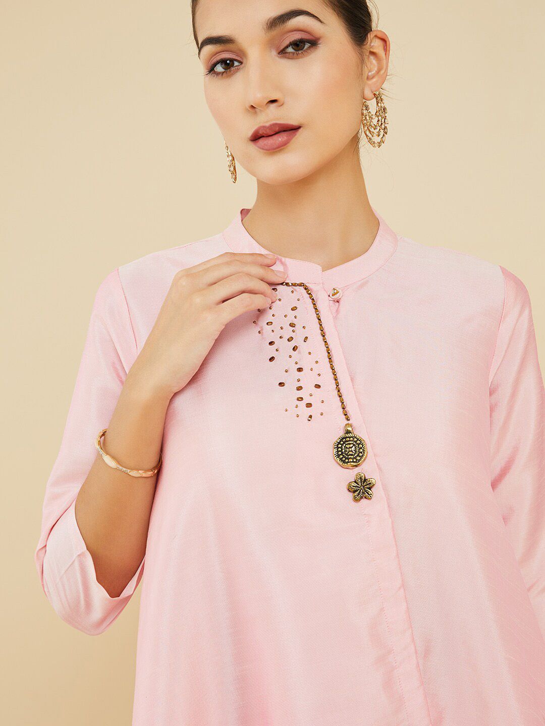 Dhiyona SO Women's Women Pink Kurta with Trousers