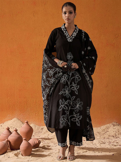 Dhiyona IE Floral Embroidered Thread Work Pure Cotton Straight Kurta With Trousers & Dupatta
