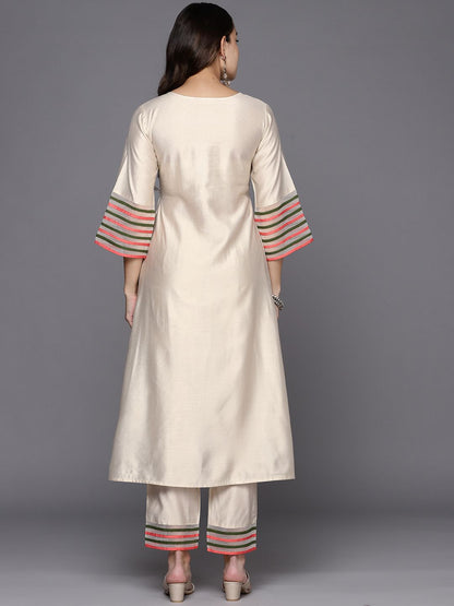 Dhiyona IE Women Floral Embroidered Thread Work Liva Kurta With Trousers