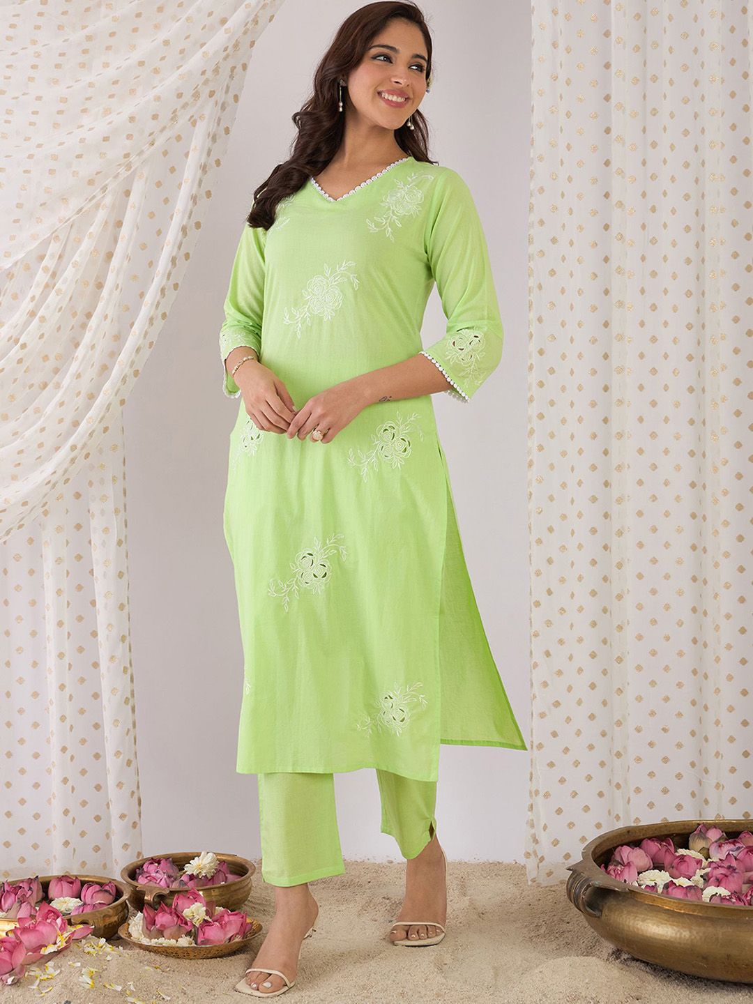 Dhiyona IE Embroidered Three-Quarter Sleeves V-Neck Pure Cotton Tunic With Trouser