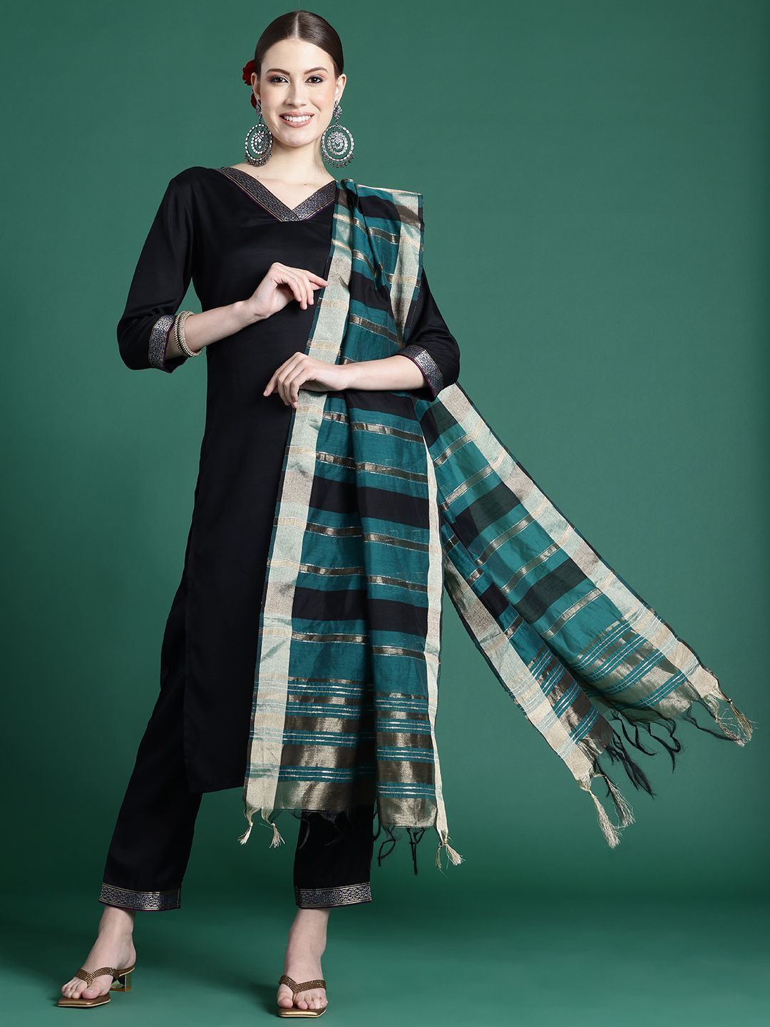 Dhiyona IE Yoke Design Zari Pure Cotton Kurta With Trousers & Dupatta