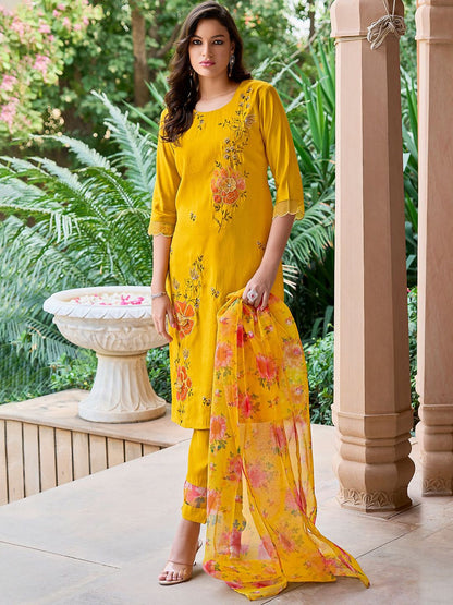 Dhiyona IE Floral Embroidered Thread Work Straight Kurta With Trousers & Dupatta
