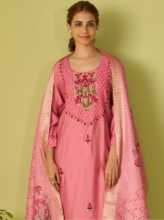 Dhiyona IE Women Floral Embroidered Kurta with Trousers & Dupatta