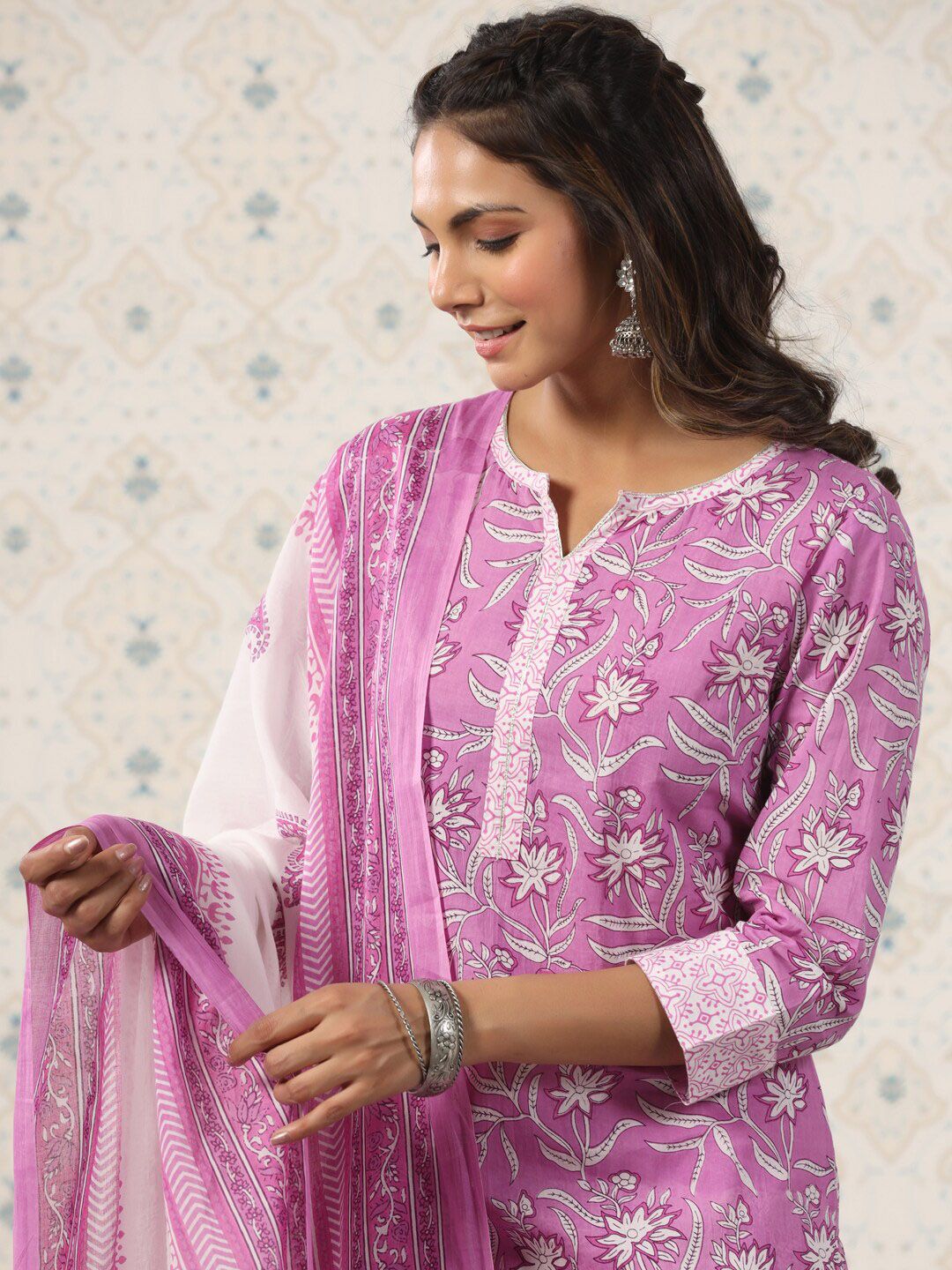 Dhiyona OD  Printed Notched Neck Pure Cotton Kurta With Trousers & Dupatta