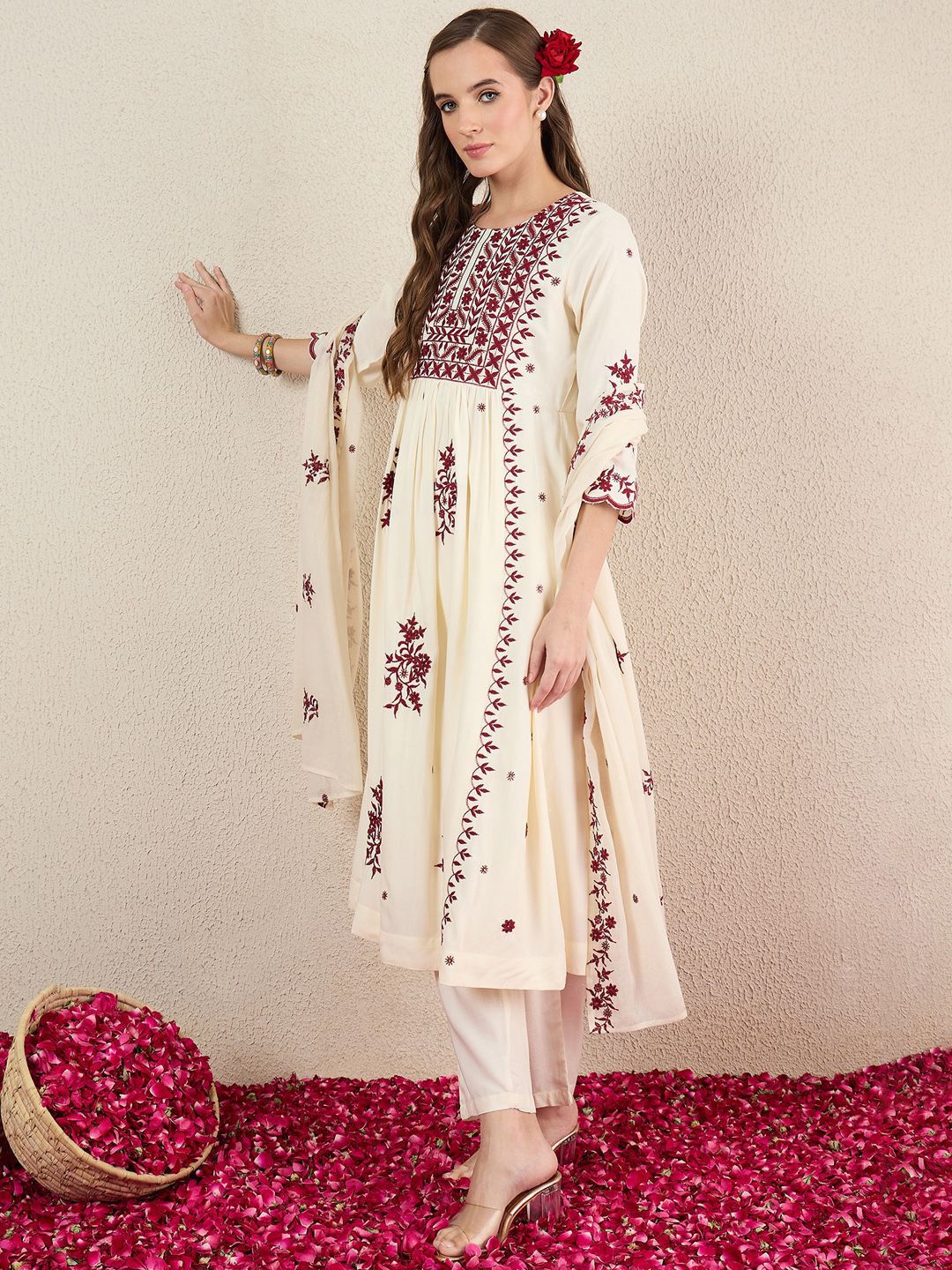Dhiyona IE Women Ethnic Motifs Embroidered Kurta with Trousers & Dupatta