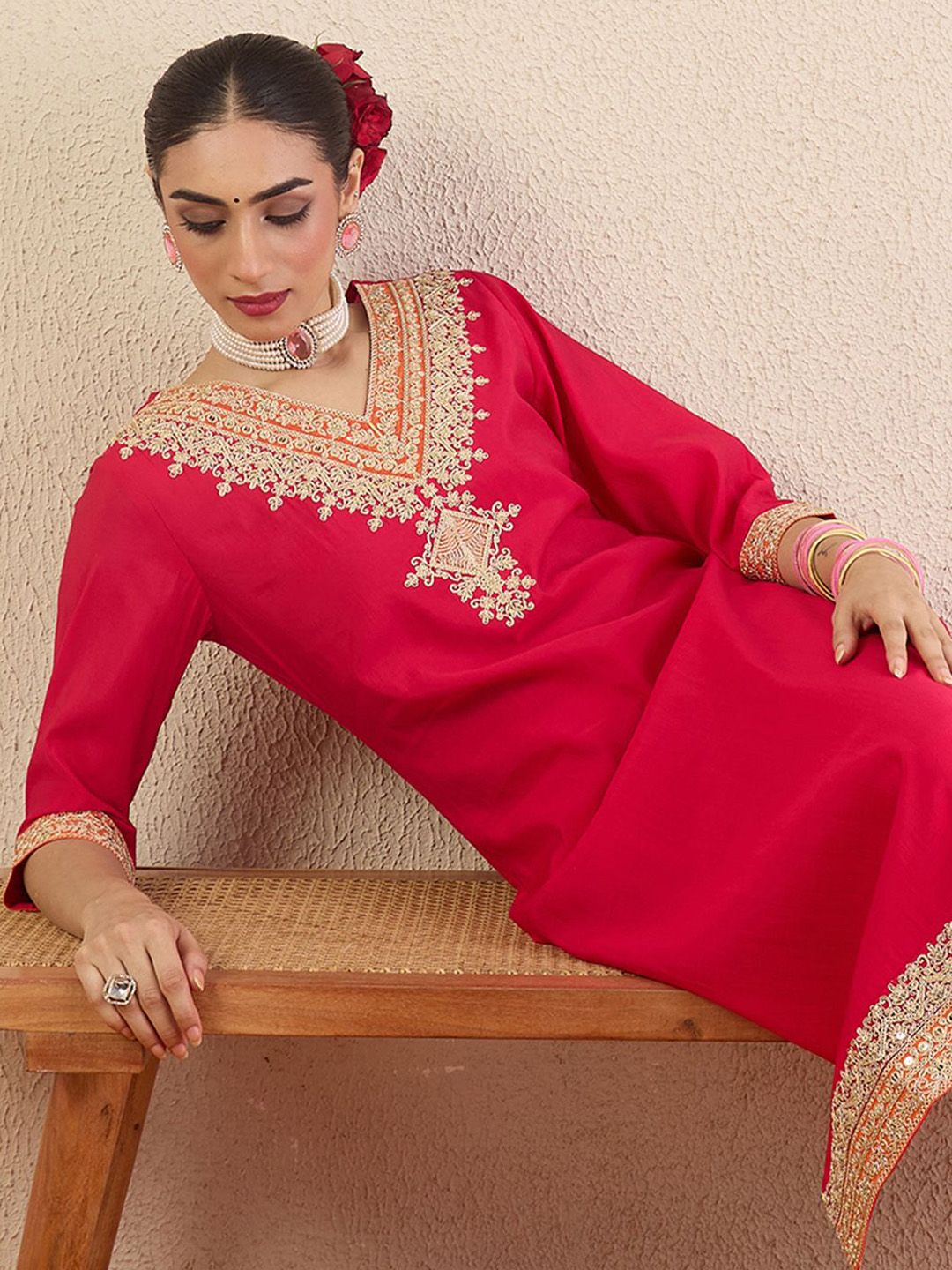 Dhiyona IE Women Ethnic Motifs Embroidered Regular Kurta with Trousers