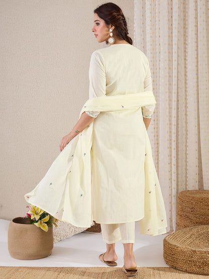 Women Floral Embroidered Cotton Kurta with Trousers & Dupatta