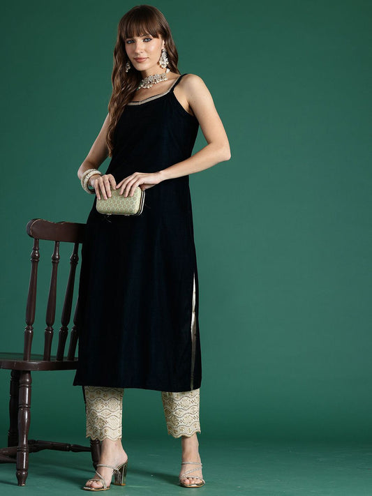 Dhiyona IE Sequinned Shoulder Straps Velvet Kurta