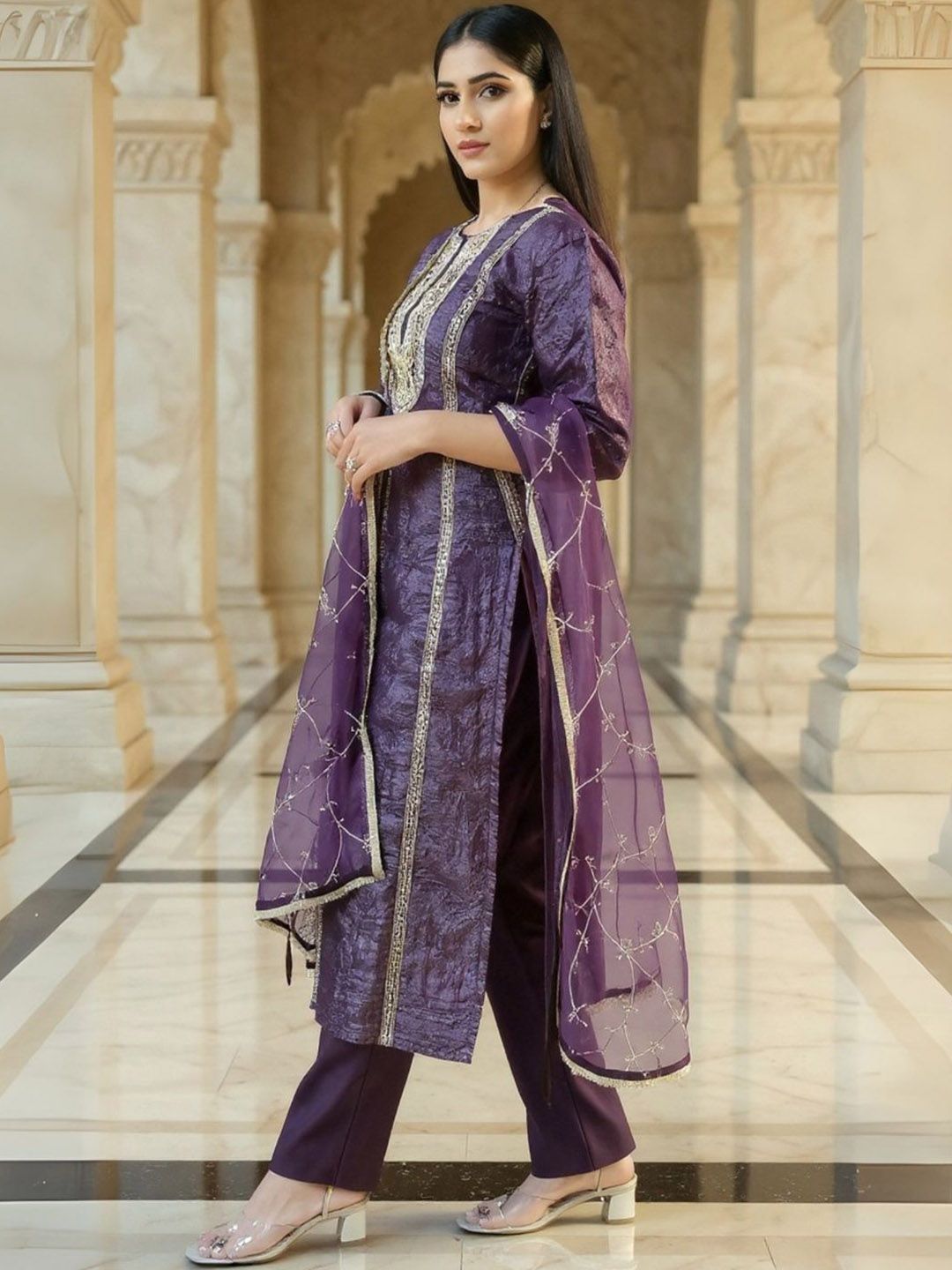 Women Woven Design Thread Work Kurta With Trousers & Dupatta Kurta Sets