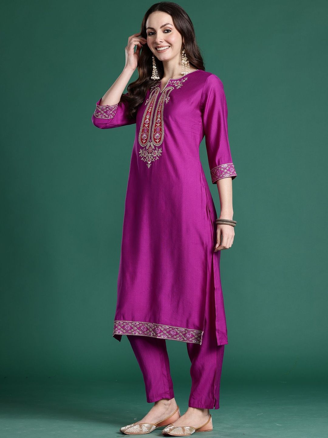 Ethnic Motifs Embroidered Thread Work Kurta With Trousers & Dupatta
