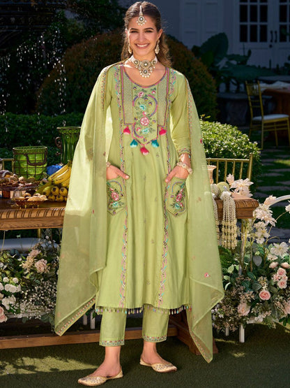 Women Floral Embroidered Regular Thread Work Kurta with Trousers & With Dupatta