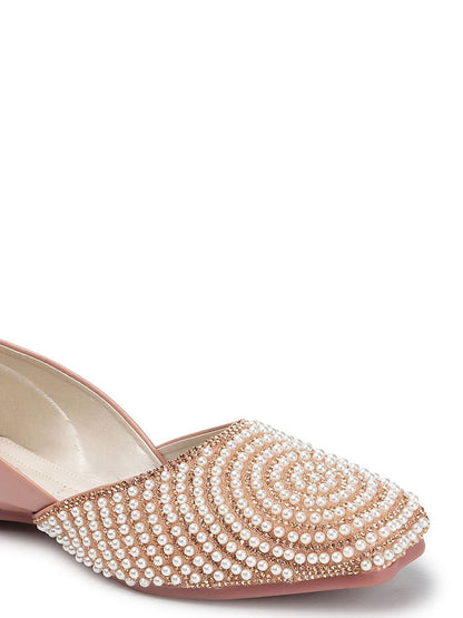 Dhiyona AK Women Embellished Ballerinas