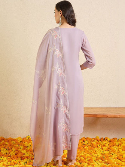 Women Floral Embroidered Regular Thread Work Pure Cotton Kurta with Trousers & With Dupatta