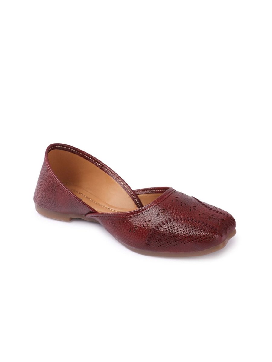 Dhiyona AK Women Synthetic Leather Mojaris