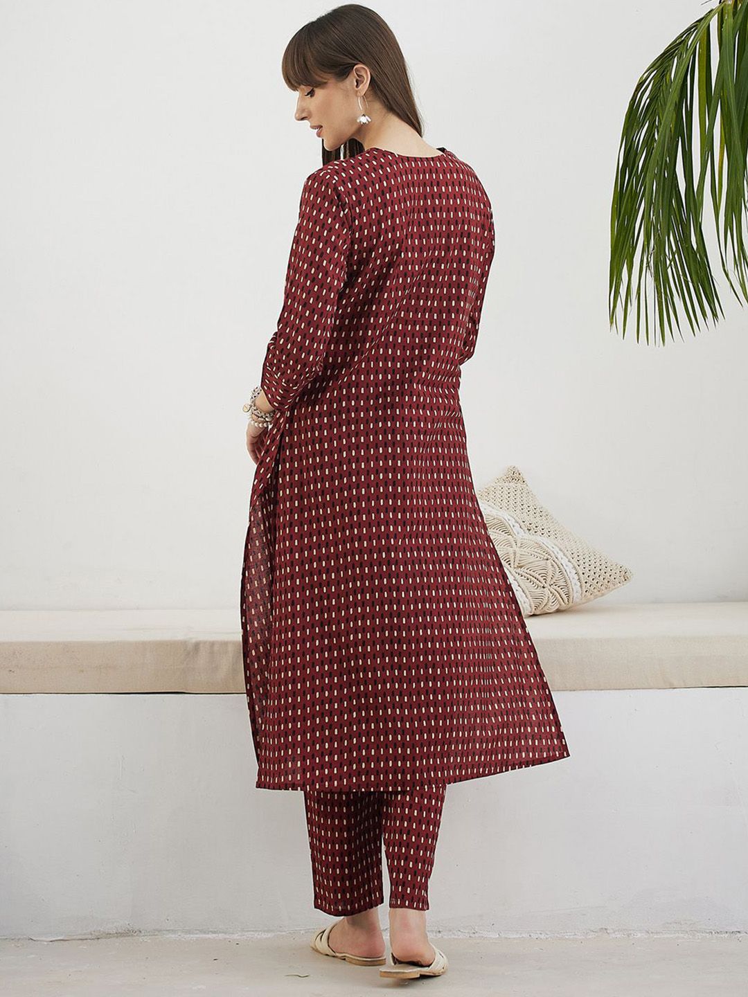 Abstract Printed Screen Technique Pure Cotton Kurta With Trousers
