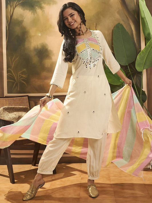 Dhiyona SN Women's Floral Embroidered Straight Kurta & Trousers With Dupatta