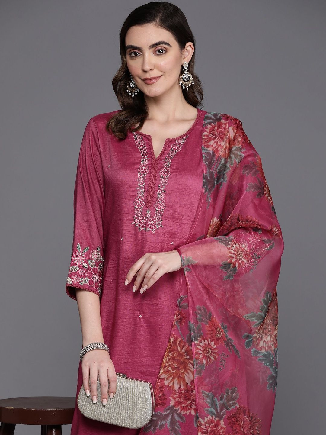 Dhiyona IE Floral Embroidered Notch Neck Straight Thread Work Kurta With Trouser & Dupatta