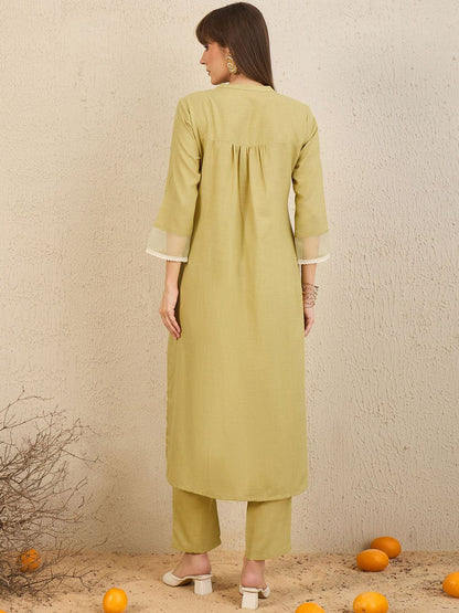 Mandarin Collar Kurta with Trousers