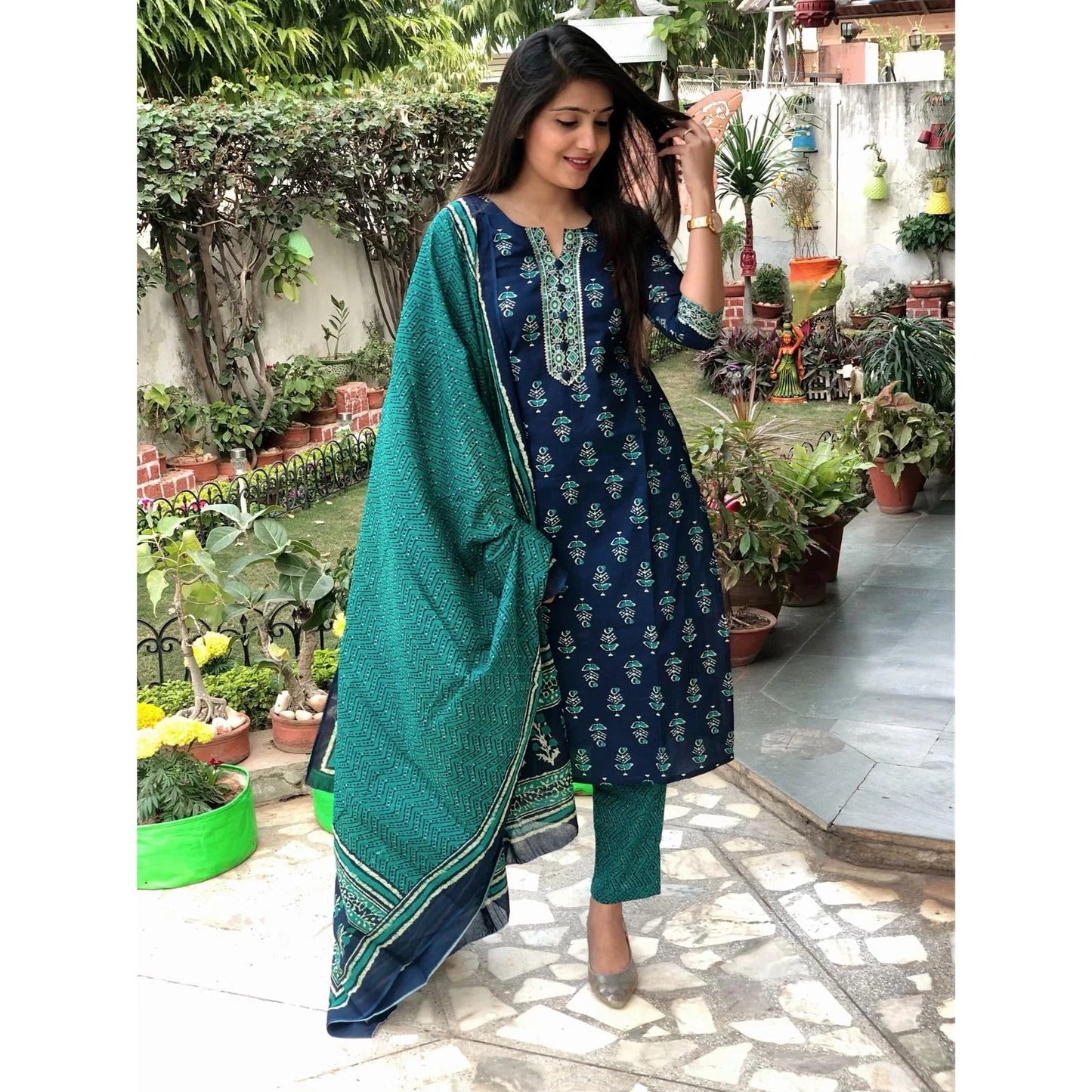 Women Yellow, White Printed Viscose Rayon Kurta, Pant And Dupatta Set