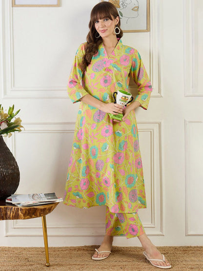Floral Printed Straight Sequinned Pure Cotton Kurta With Trouser