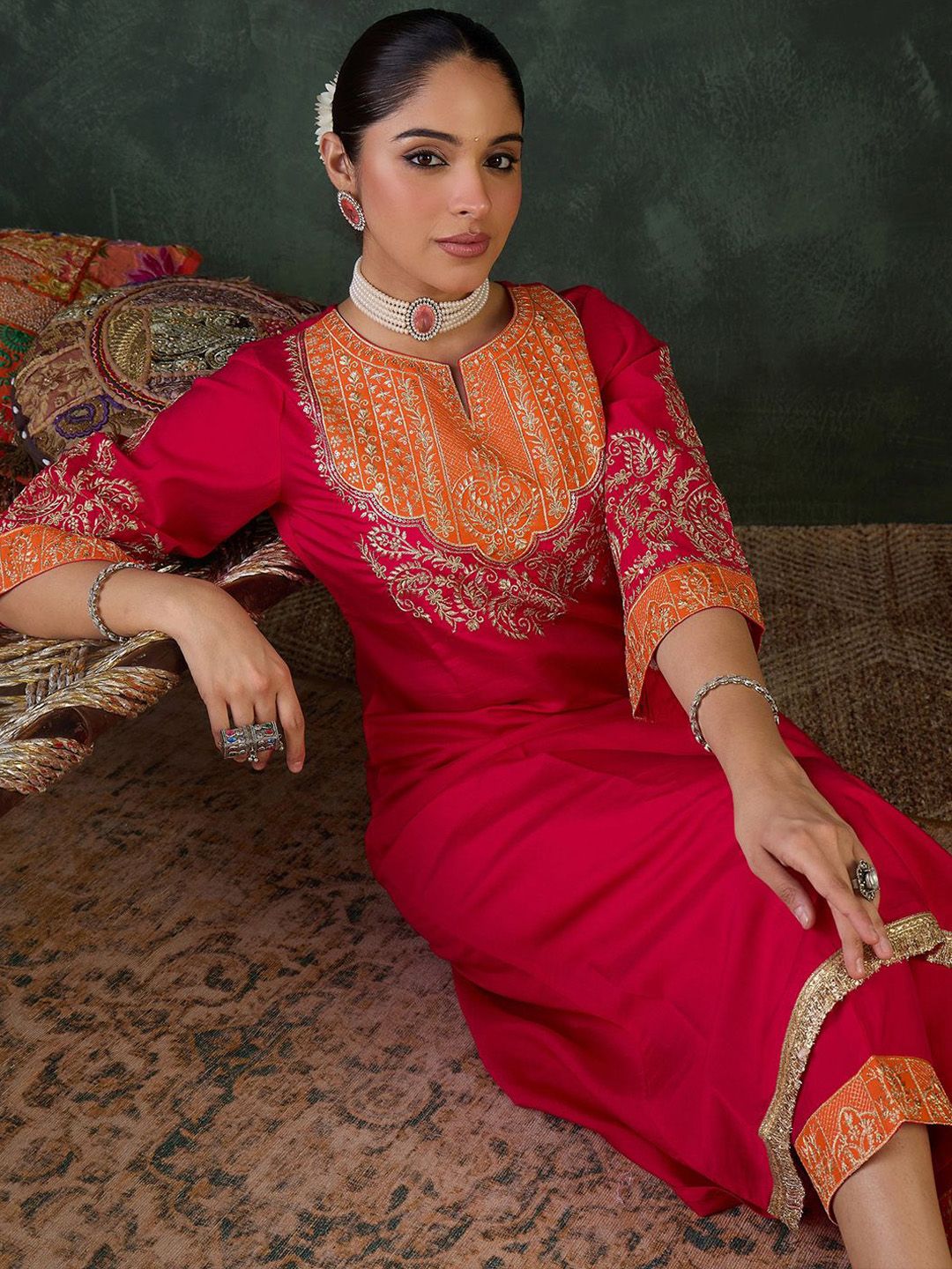 Dhiyona IE Embroidered Round Neck Top With Trousers Co-Ords