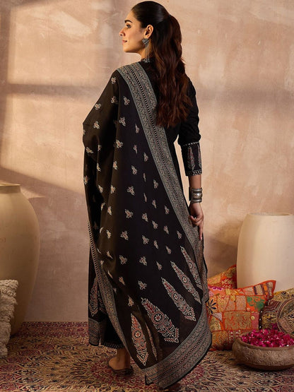 Women Embroidered Pure Cotton Kurta With Trousers & Dupatta Kurta Sets