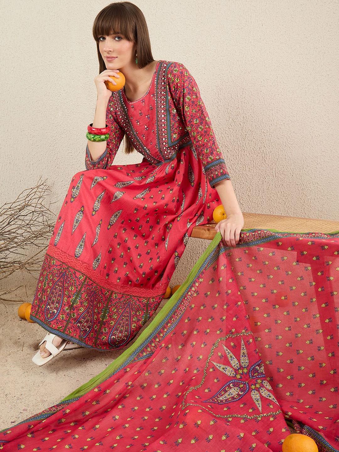Dhiyona IE Women Ethnic Motifs Printed Cotton Kurta with Trousers & Dupatta