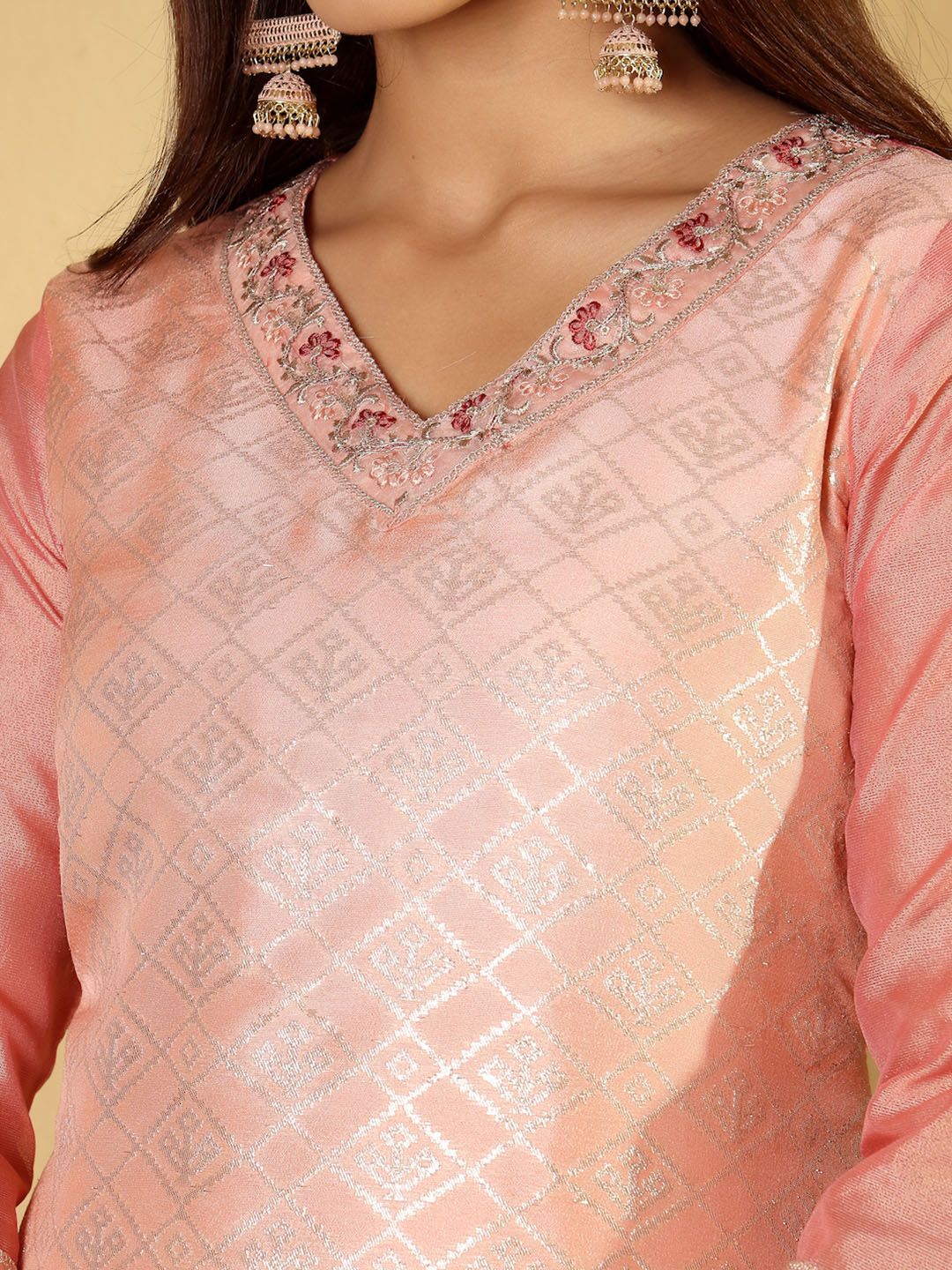 Dhiyona VA Women'sEthnic Motifs Woven Design Regular Zari Kurta With Trousers & Dupatta