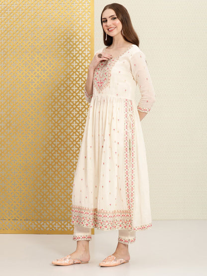 Dhiyona PD Women Women Floral Embroidered Pure Cotton Jashn Kurta With Trousers & Dupatta