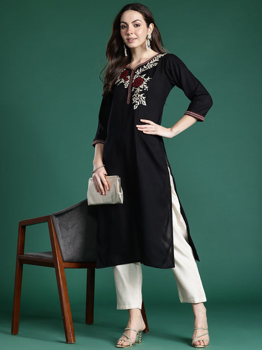Dhiyona IE Floral Embroidered Thread Work Kurta