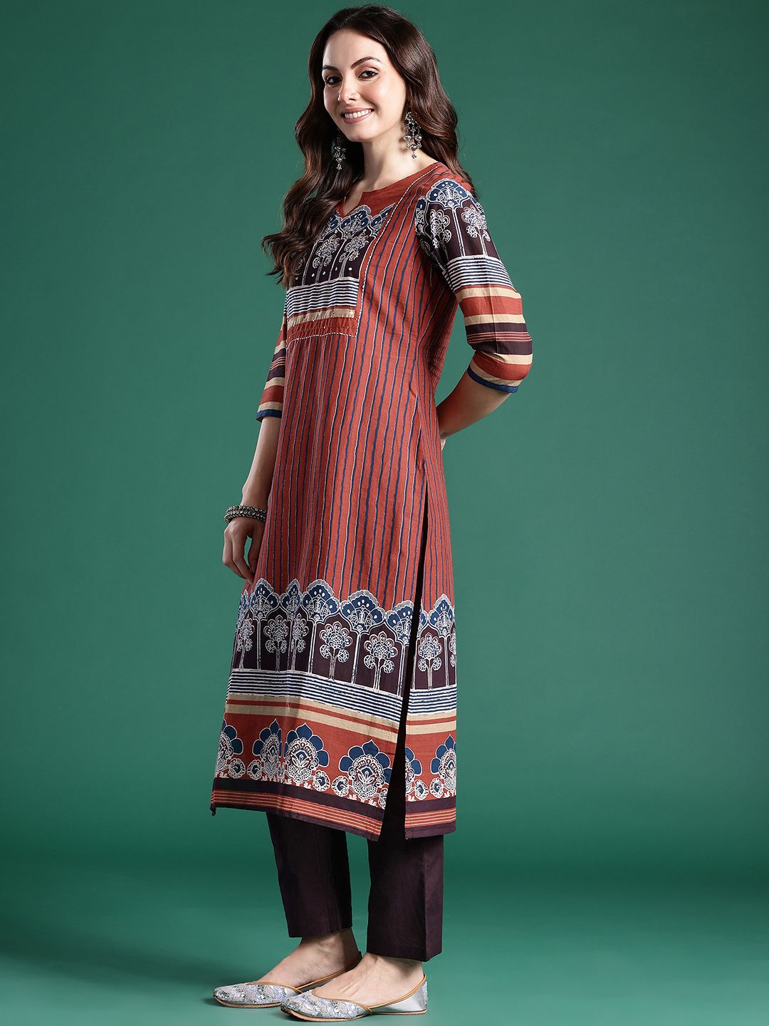 Dhiyona IE Women Striped Regular Mirror Work Pure Cotton Kurta with Trousers & With Dupatta