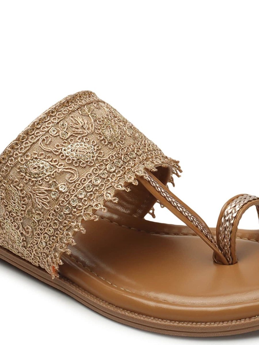Dhiyona AK Beige Ethnic Embellished One Toe Flats